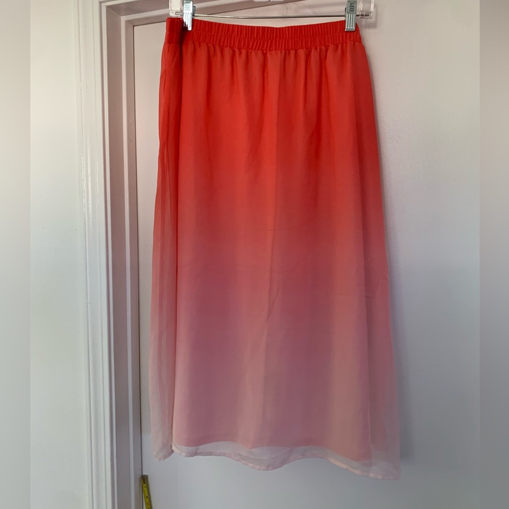 Peach and pink ombré skirt by Old Navy